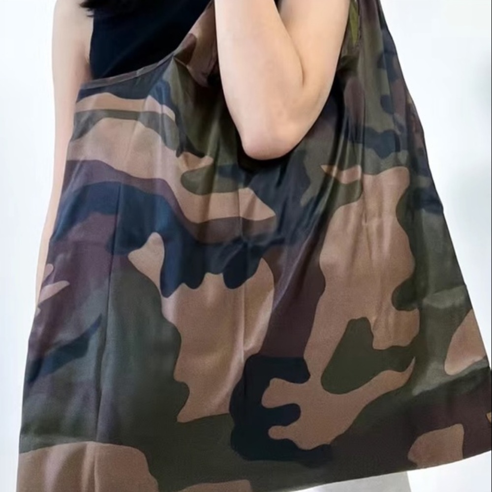 Large-Capacity reusable nylon shopping bag.NEW
